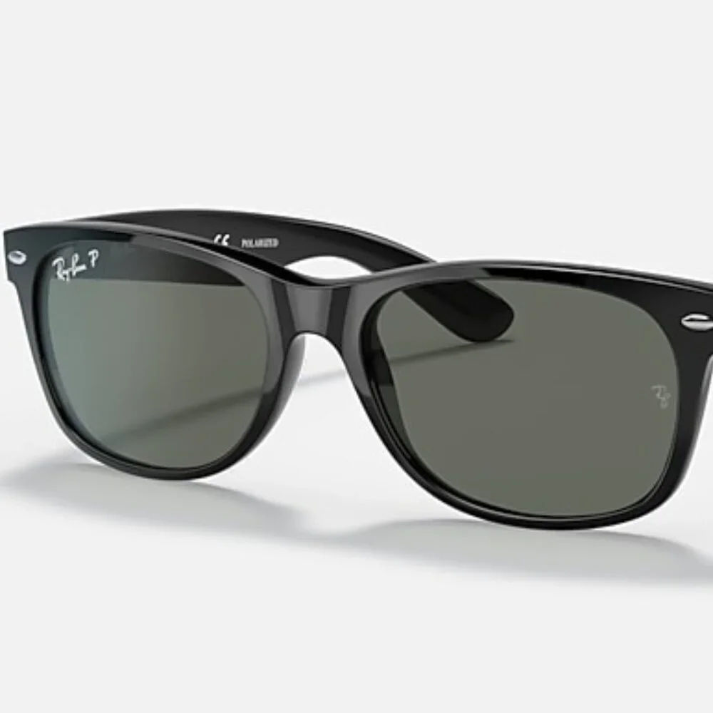 Ray-Ban Black New Wayfarer Sunglasses NWOT